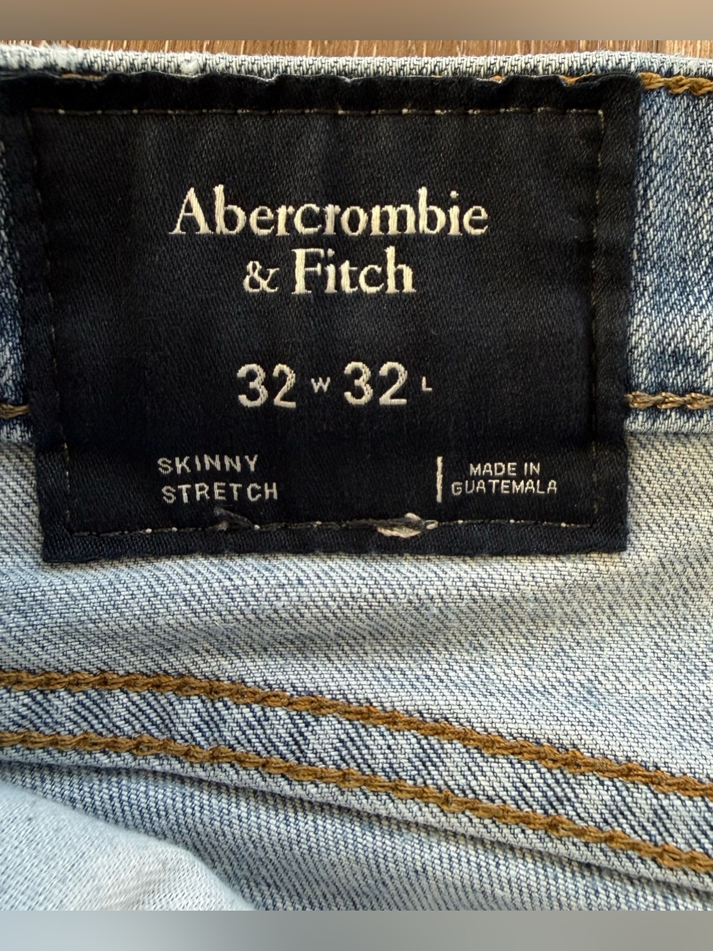 Abercrombie & Fitch Mens 32x32 Skinny Stretch Distressed Ripped Jeans Light Wash - Picture 3 of 9